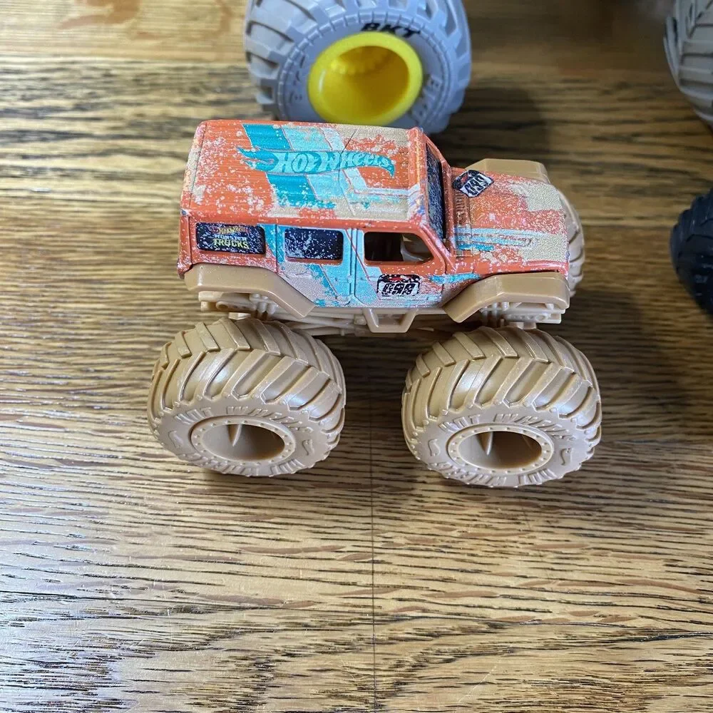 Lot of 3 Toy Monster Trucks Earth Shaker Hot Wheels Monster Mutt 4 & 8 Inch